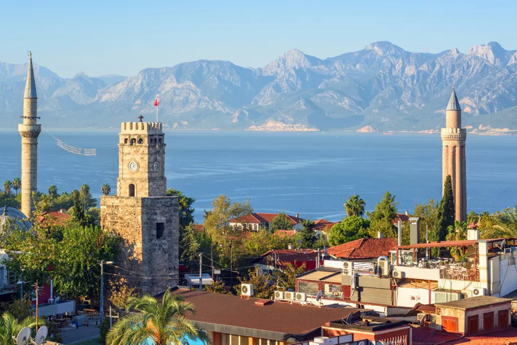 Antalya’da Ev Satın Alırken Nelere Dikkat Edilmeli? (2026 Rehberi)